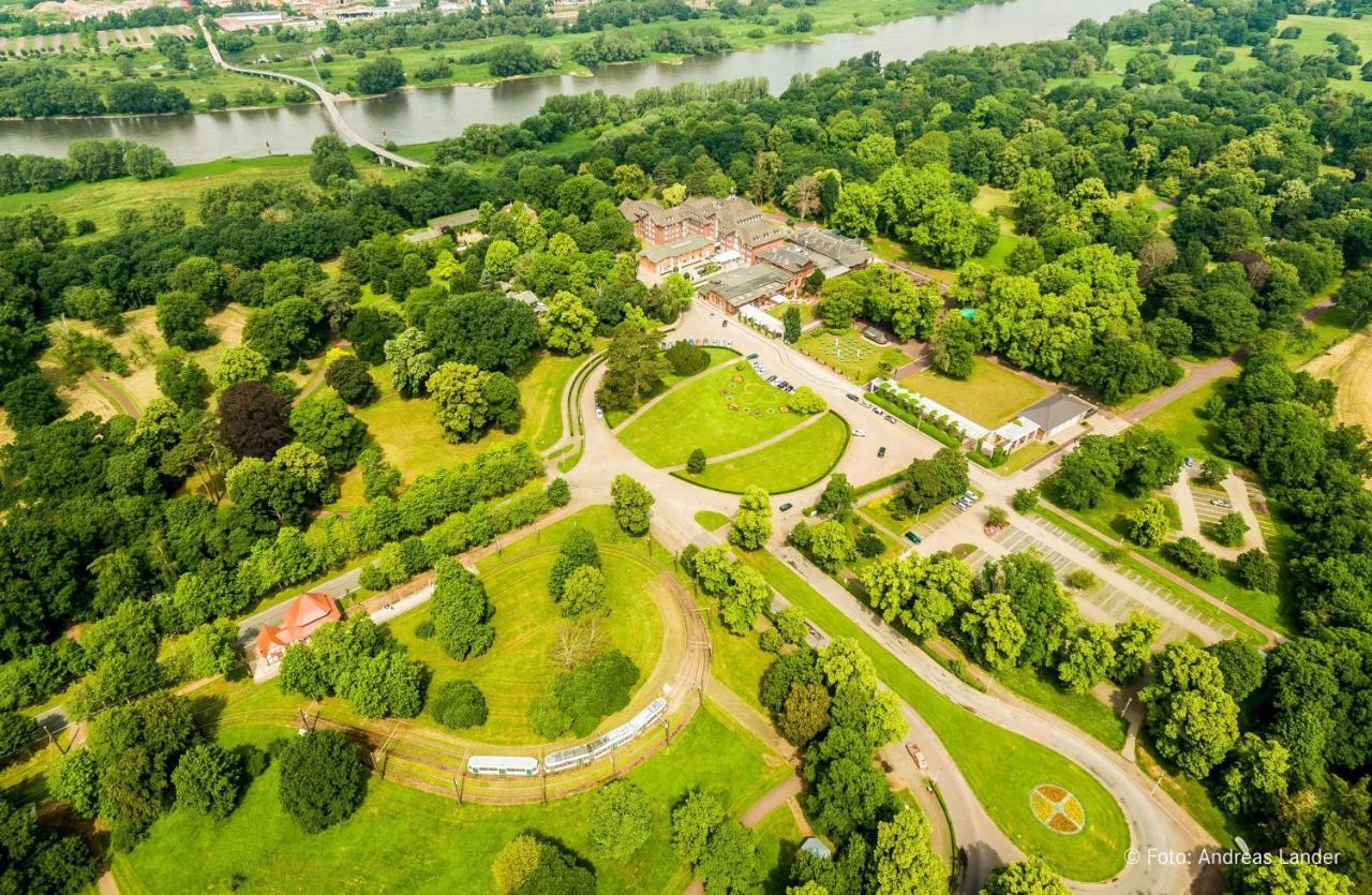 Dorint Herrenkrug Parkhotel Magdeburg Exterior photo